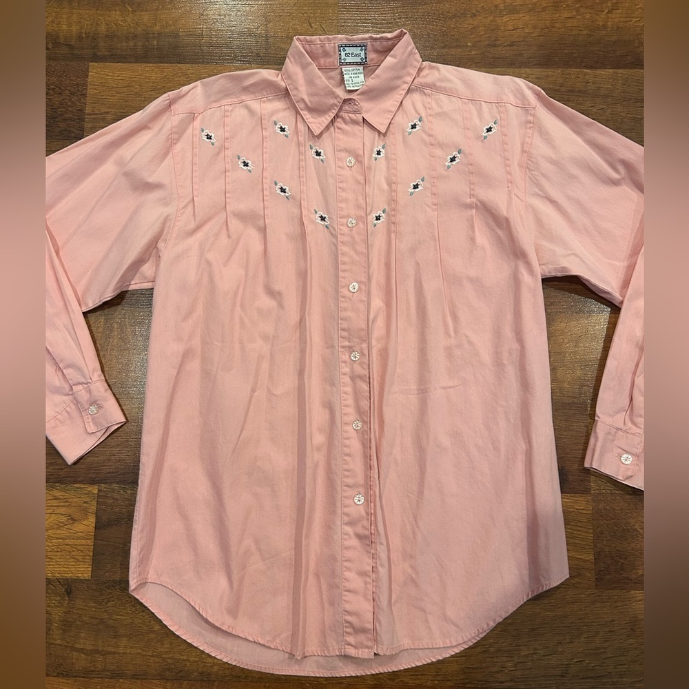 Vintage 100% Cotton Western Button Front Embroidered Floral Shirt Pink Small